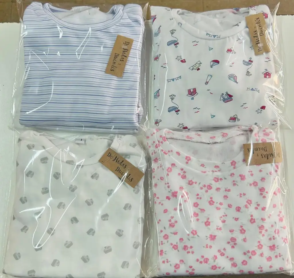 Pijama BB c/broche talle 1 DHYD (Nena)