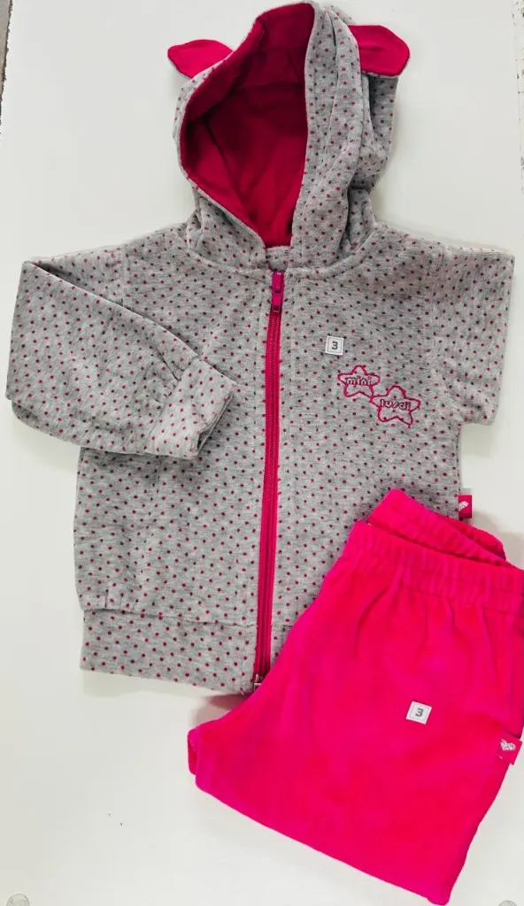 Conjunto plush lunares y orejitas