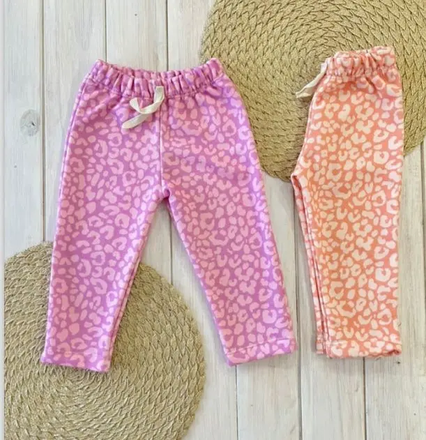 Jogging rústico liso y estampado bebé UPA